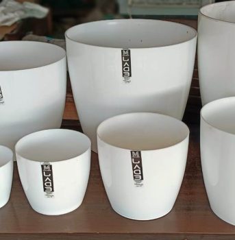 pots